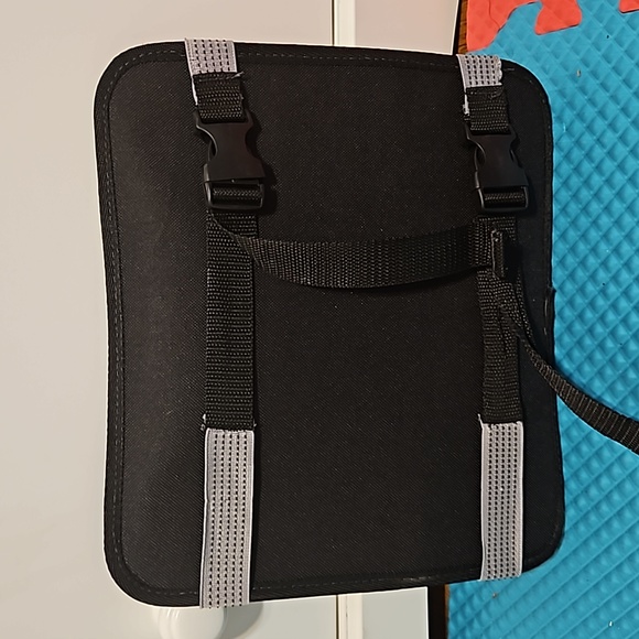 Go Gear automotive tablet holder. - Picture 2 of 3